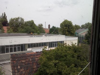 Östliches Ende der alten Produktionshalle mit Anbau an der Stirnseite
